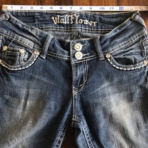 Wallflower jeans with Stars & Stripes in pockets👖